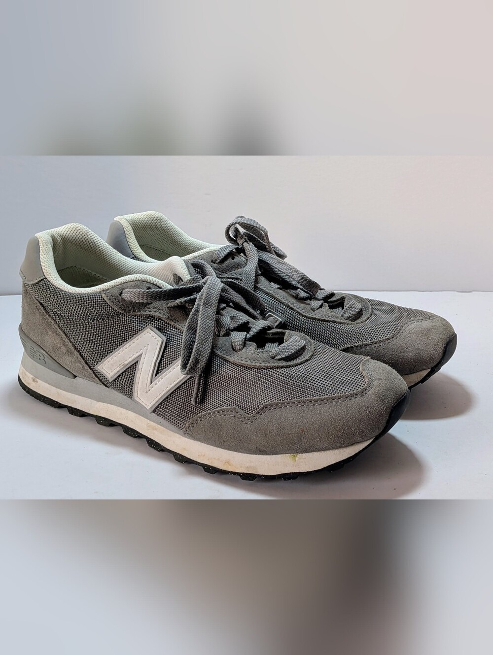 New Balance 515 Men’s Sneakers Size 9.5 Grey Casual Lifestyle Running Shoes